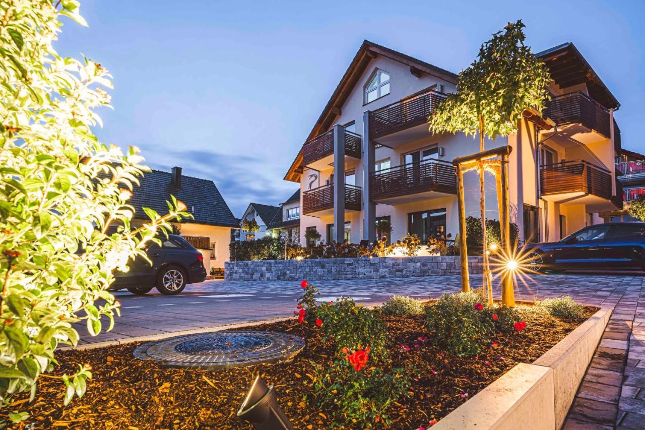 Pflugwirts Hotel Und Gasthaus Oberkirch  Exteriör bild