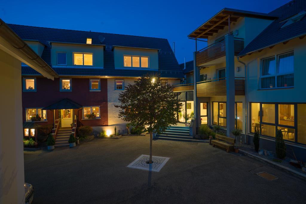 Pflugwirts Hotel Und Gasthaus Oberkirch  Exteriör bild